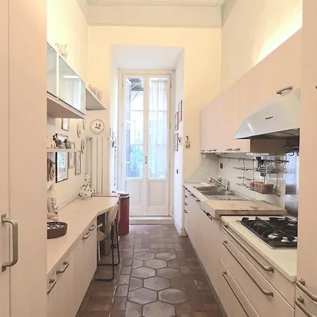 Trevi Luxury דירה *