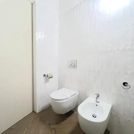 Trevi Luxury דירה *