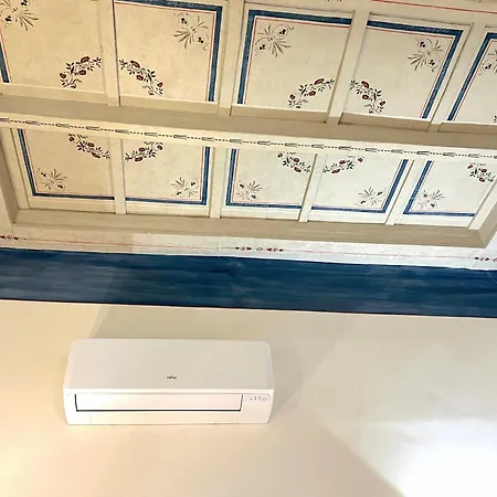 Trevi Luxury דירה