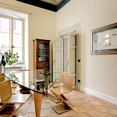 Trevi Luxury Apartment